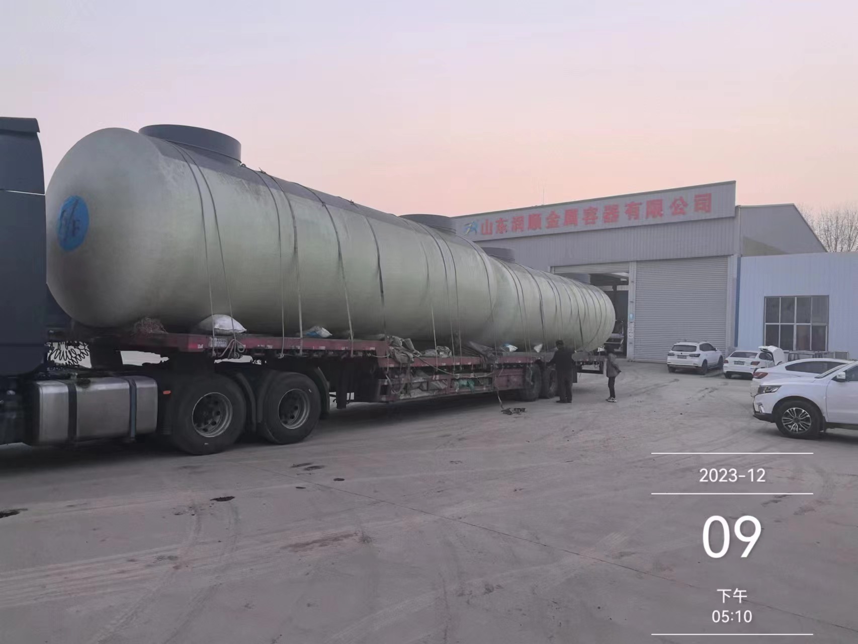 SF地埋双层油罐发货飞机场